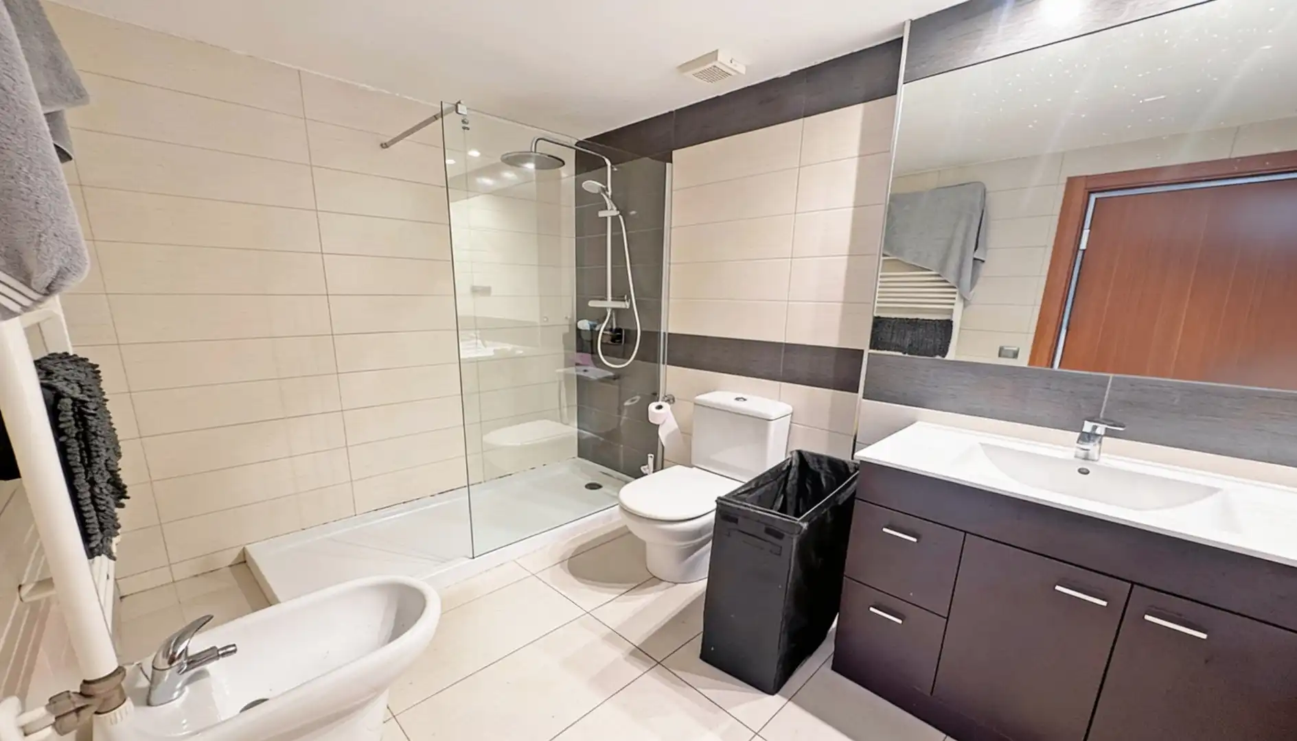 Badezimmer von Wohnung zum Verkauf in Les Masies de Roda mit Heizung und Balkon