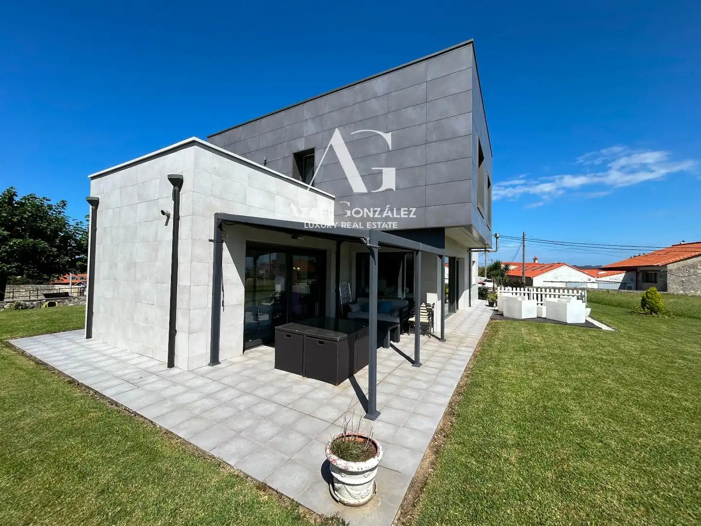 Exterior view of Houses for sale in Santander  with Heating, Private garden and Terrace