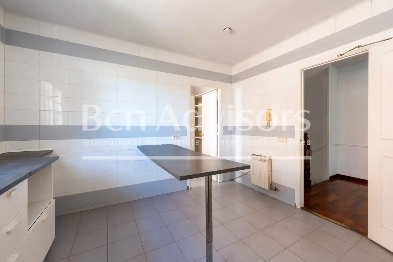Cocina de Casa adosada en venta en Sant Just Desvern con Aire acondicionado, Calefacción y Parquet