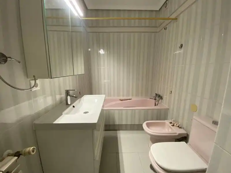 Flat for rent in FUENCARRAL , Trafalgar