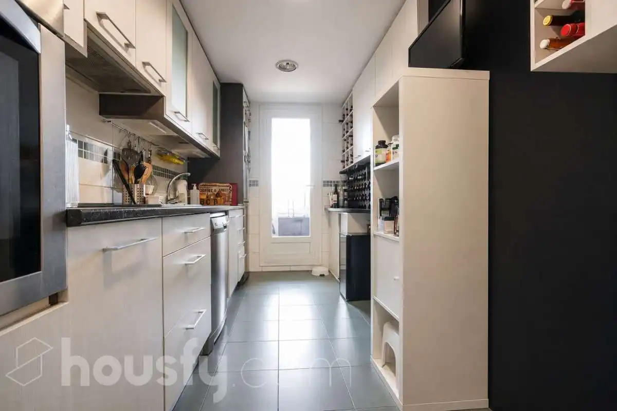 Kitchen of Flat for sale in Torrejón de Ardoz  with Air Conditioner, Heating and Storage room