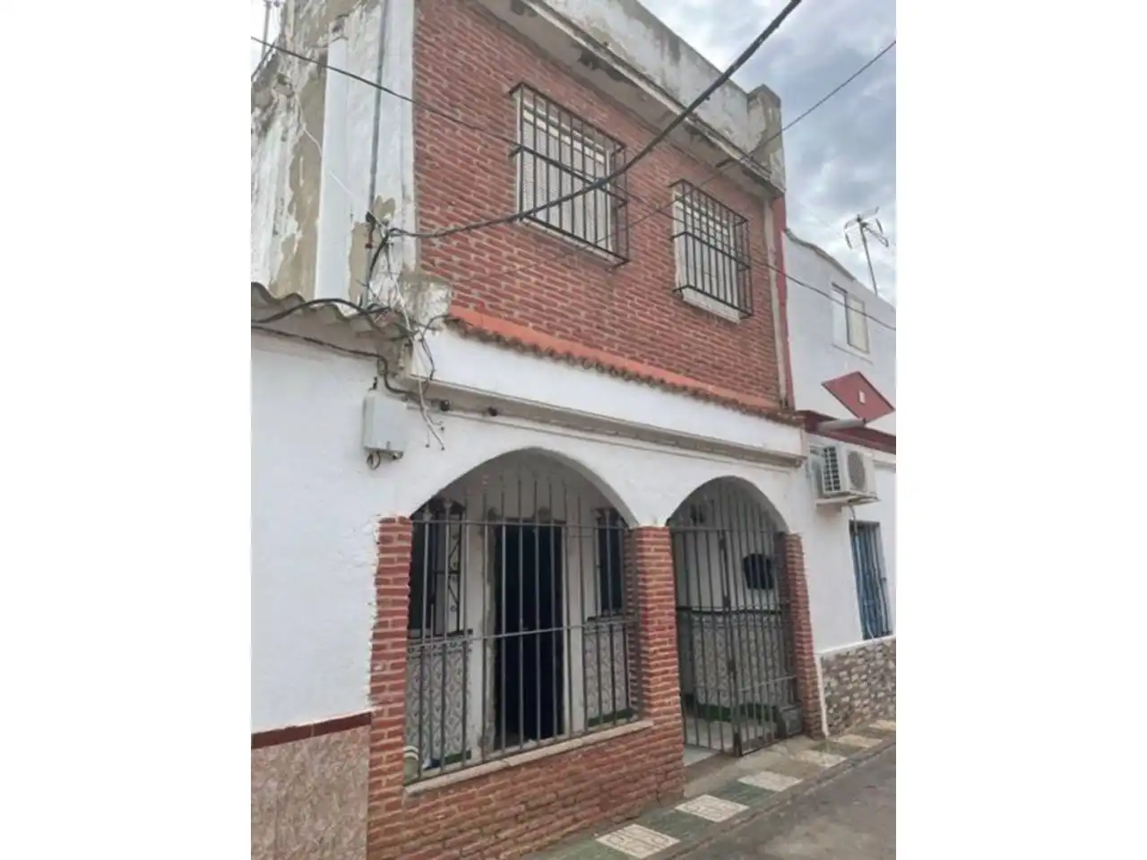 Exterior view of Detached homes for sale in Cantillana