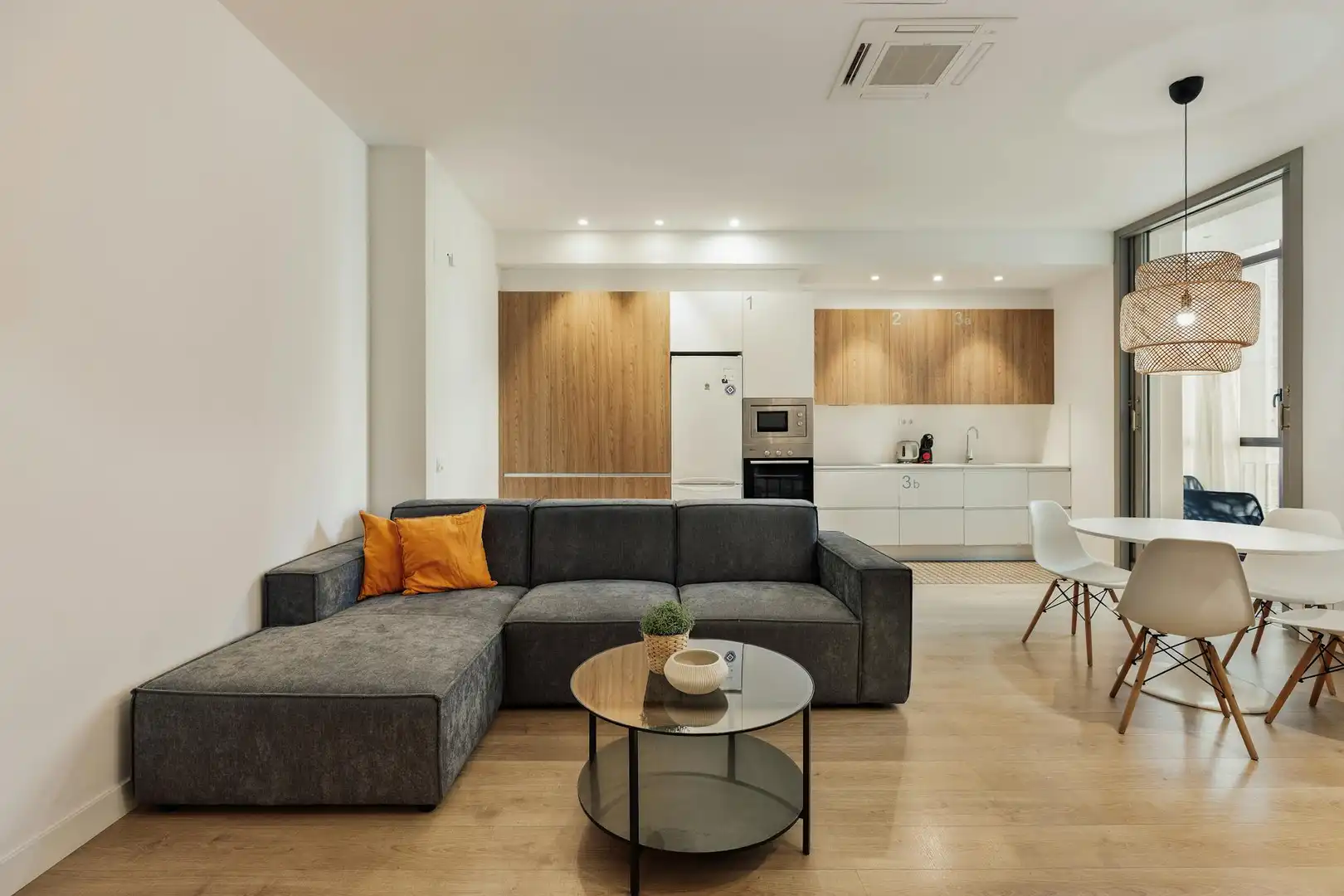 Wohnzimmer von Wohnung zur untervermieten in Barcelona mit Klimaanlage, Heizung und Möbliert