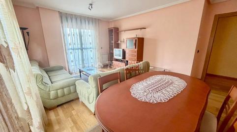 Photo 4 of Flat for sale in C. 8 de Marzo, La Lastra, León Capital