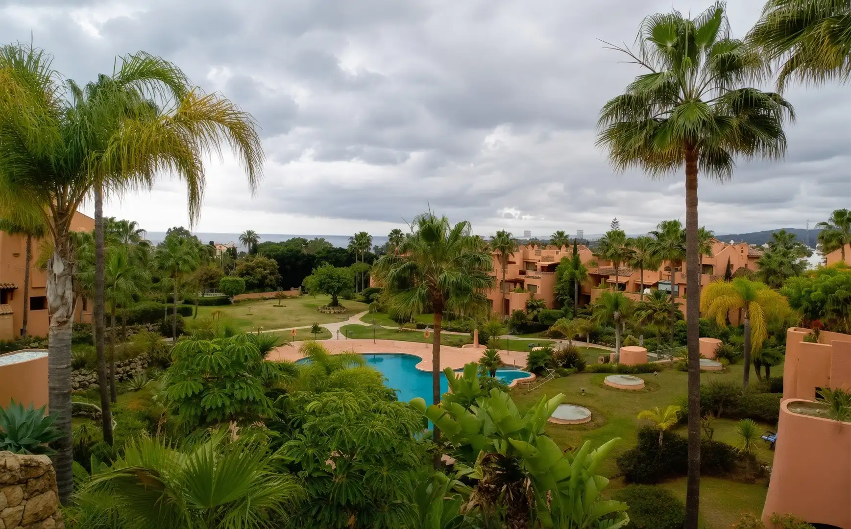 Garden of Apartments for sale in Estepona  with Terrace, Storage room and Swimming Pool