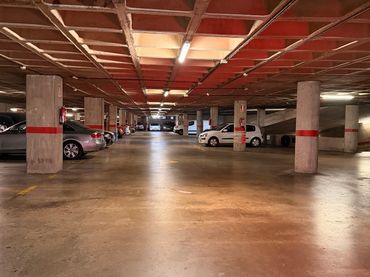 Einzelparkplatz zum Verkauf in Avinguda de Josep Tarradellas i Joan 60