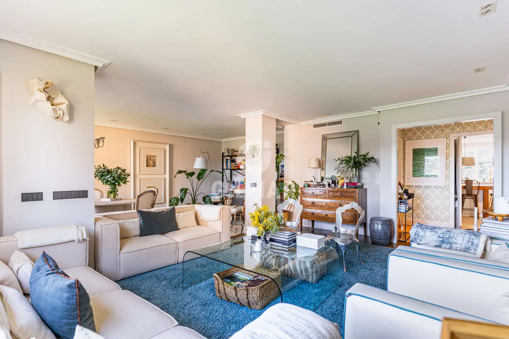 Living room of Flat for sale in Madrid  with Heating, Private garden and Swimming Pool