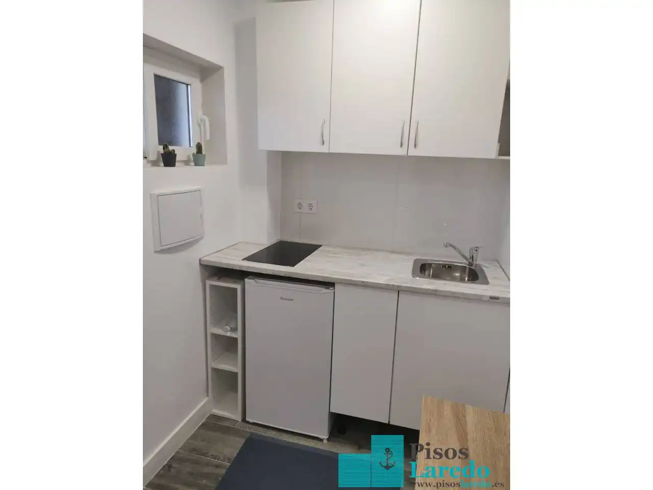Cocina de Estudio en venta en Laredo con Calefacción y Parquet