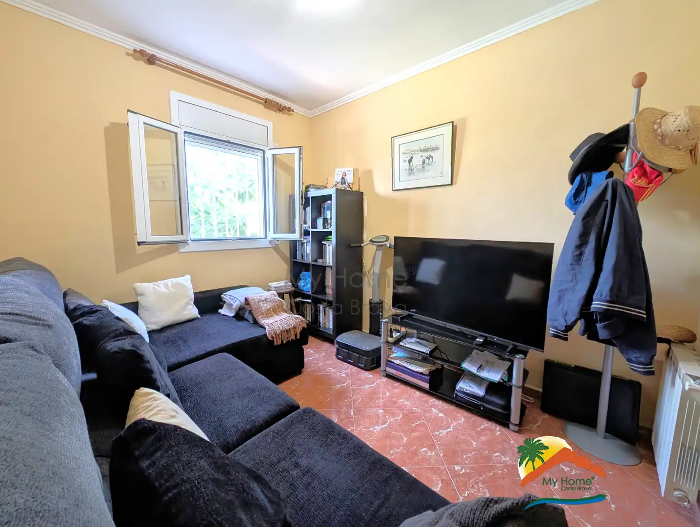 Sala d'estar de Casa o xalet en venda en Lloret de Mar amb Calefacció, Jardí privat i Terrassa