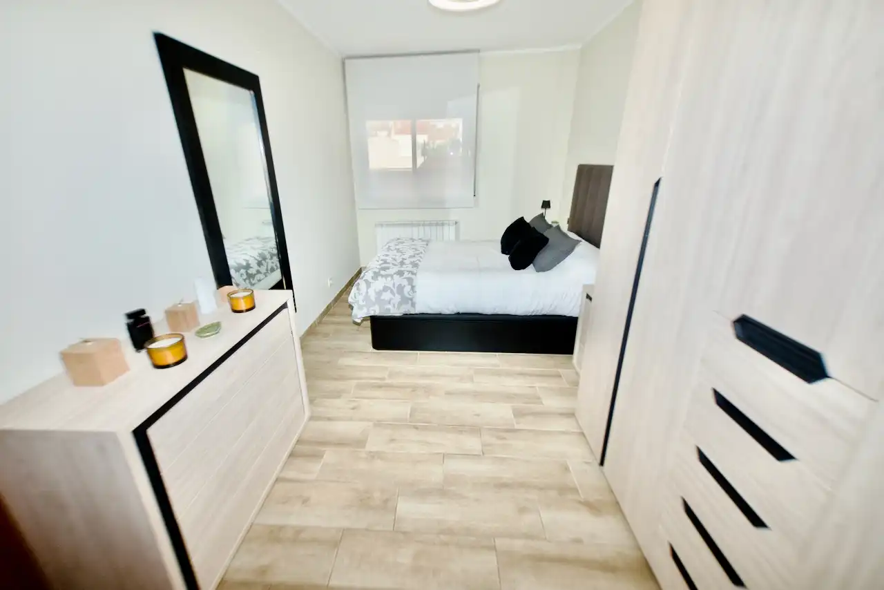 Habitación de Planta baja en venta en Terrassa con Aire acondicionado, Calefacción y Parquet