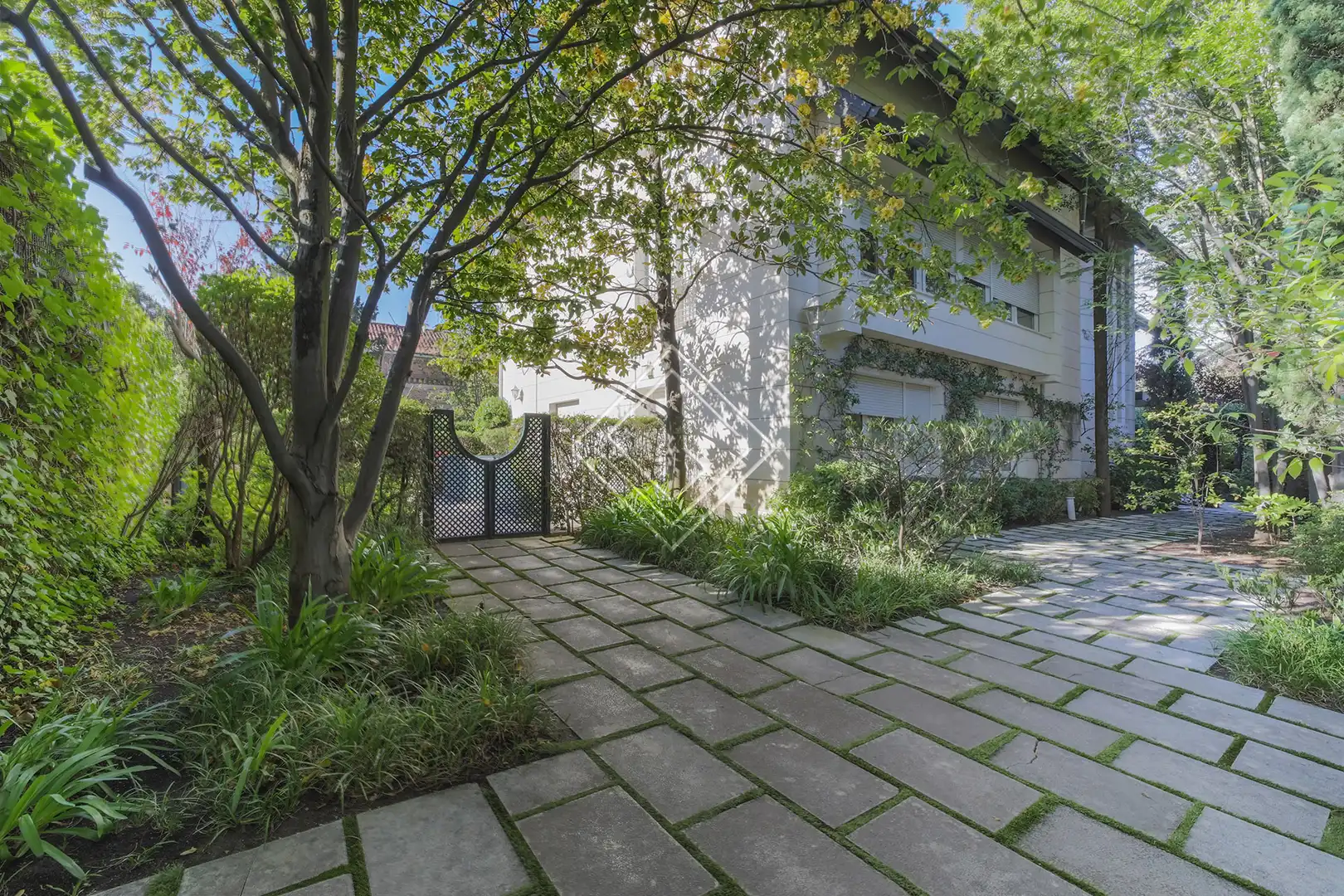Jardín de Casa o chalet en venta en Madrid con Aire acondicionado, Calefacción y Jardín privado