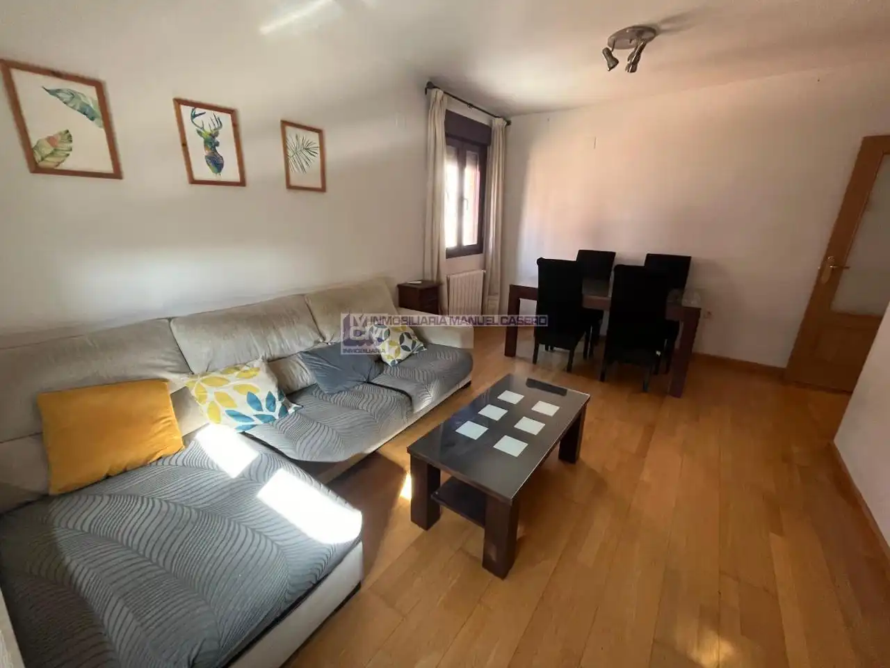 Sala d'estar de Apartament en venda en Cáceres amb Aire condicionat, Calefacció i Traster