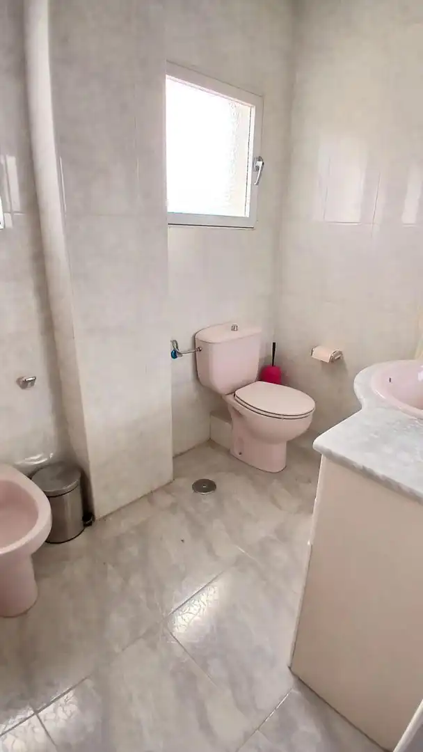 Baño de Casa o chalet en venta en Escalona con Calefacción, Terraza y Trastero