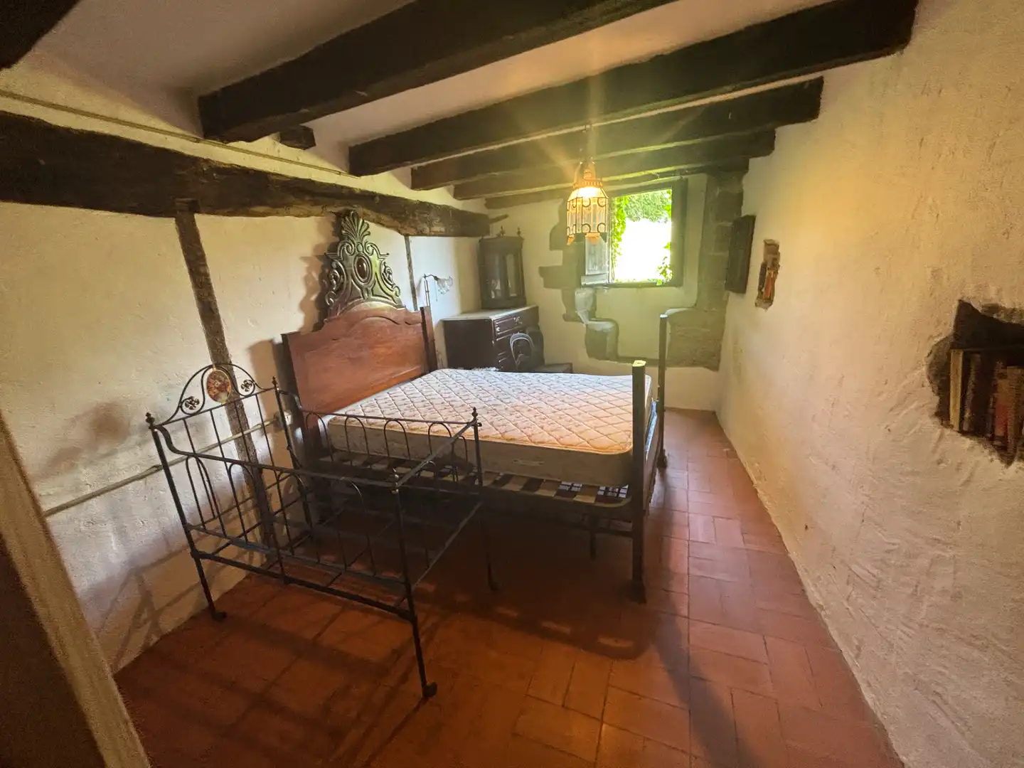 Habitación de Finca rústica en venta en Olot con Aire acondicionado, Calefacción y Jardín privado