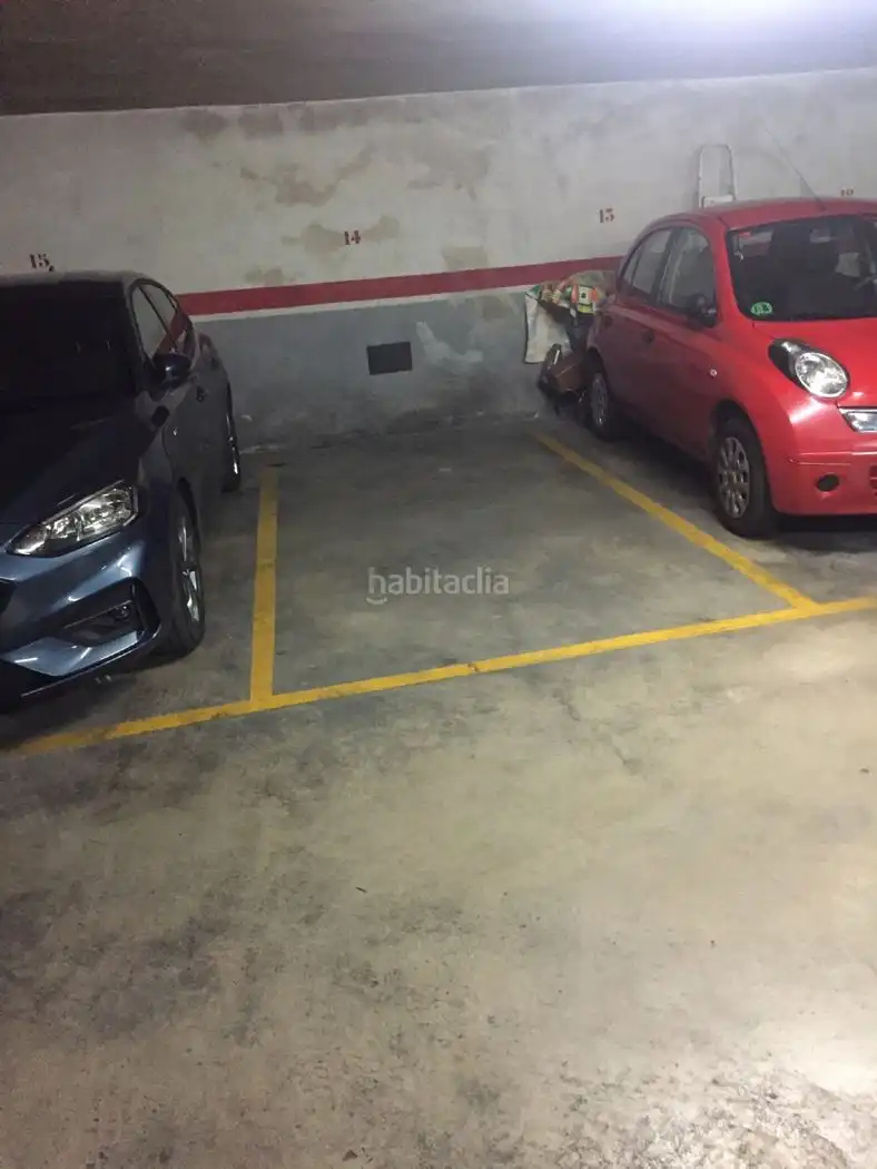 Motorradstellplatz zur Miete in Carrer d'Orient 32, imagen 3