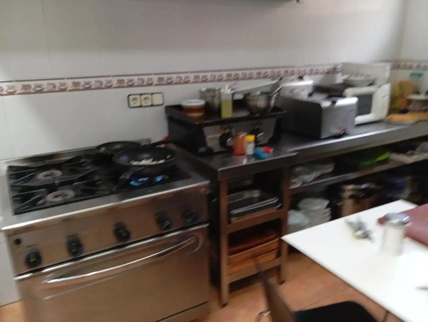 Commercial properties for sale in Madrigal de la Vera