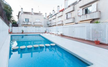 Piscina de Casa adosada en venda en Sant Cugat del Vallès amb Terrassa i Piscina