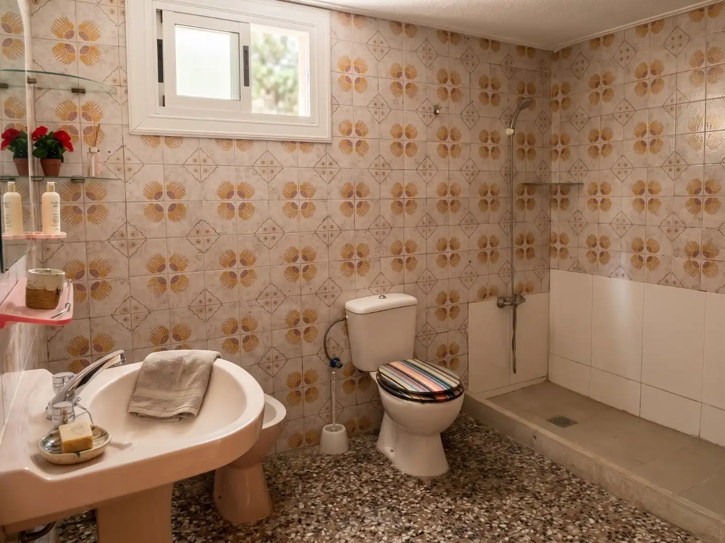 Baño de Planta baja en venta en Elche / Elx
