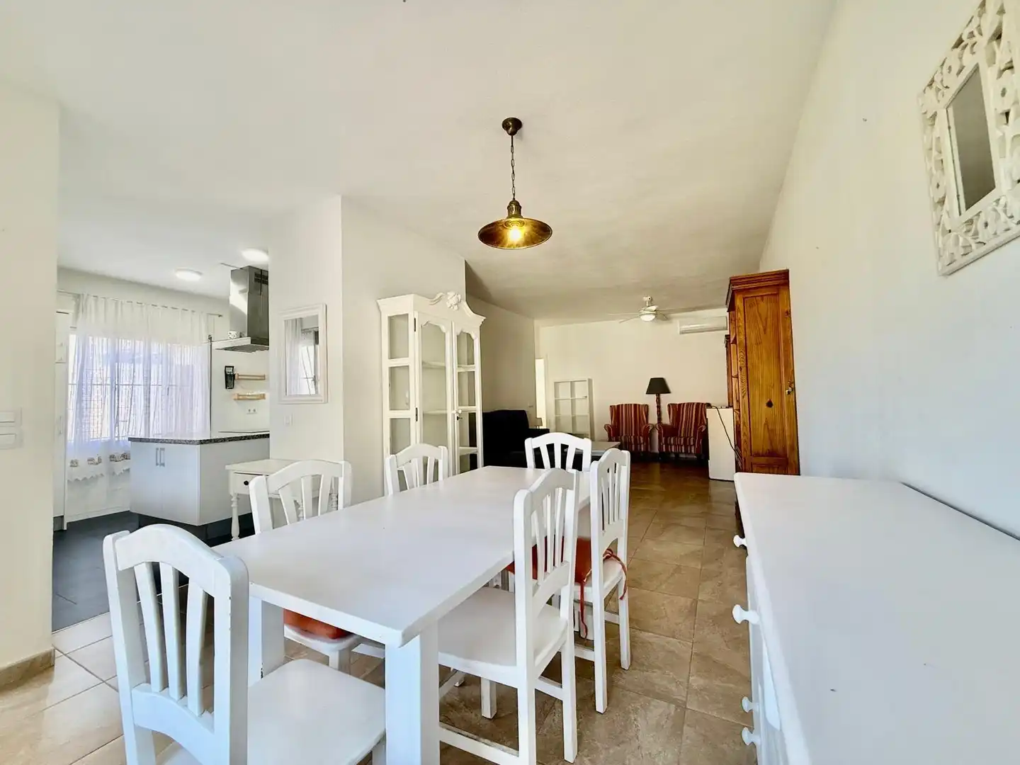 Menjador de Casa o xalet en venda en Orihuela amb Aire condicionat, Jardí privat i Terrassa