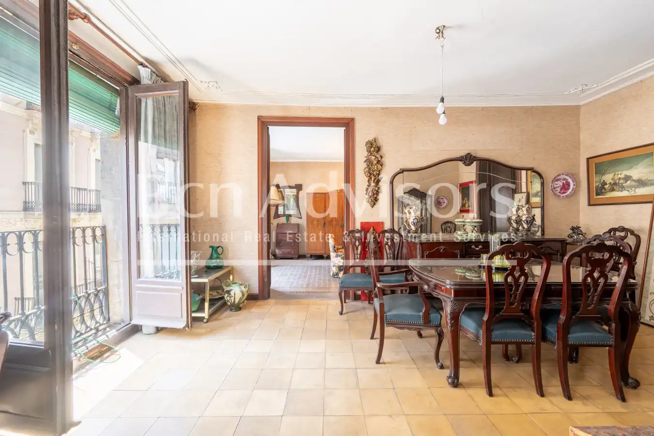 Piso con terraza en venta en Carrer d'Avinyó, imagen 6