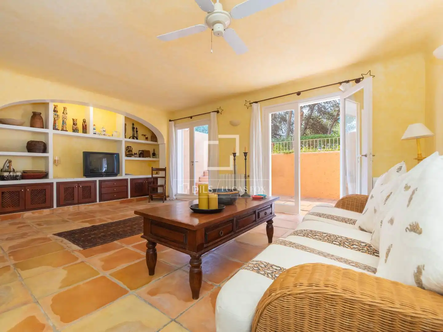 Sala de estar de Casa o chalet en venta en Sant Josep de sa Talaia con Calefacción, Jardín privado y Terraza