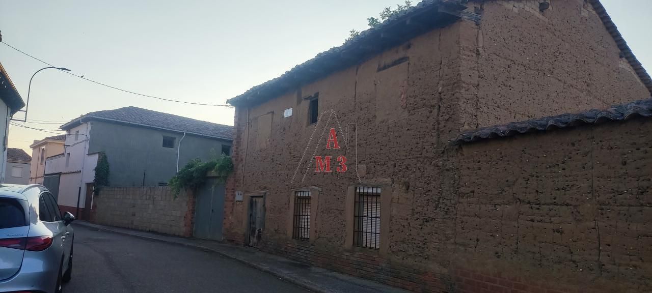 Vista exterior de Casa o xalet en venda en Fresno de la Vega amb Calefacció