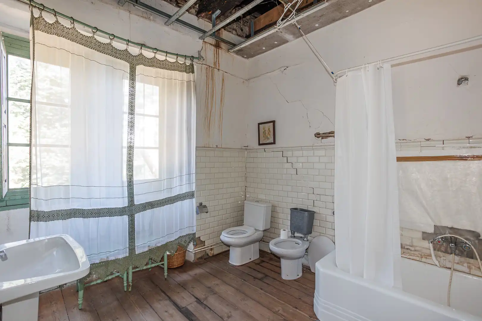 Bathroom of Country homes for sale in Bóveda  with Furnished