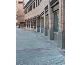 Exterior view of Premises to rent in  Sevilla Capital  with Air Conditioner and Alarm