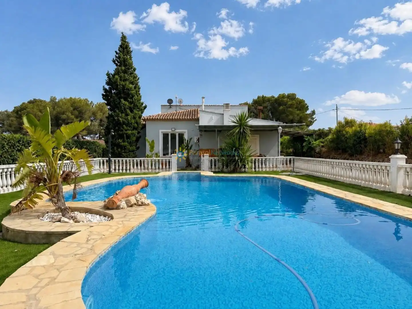 Swimming pool of Houses for sale in Ontinyent  with Air Conditioner, Private garden and Terrace