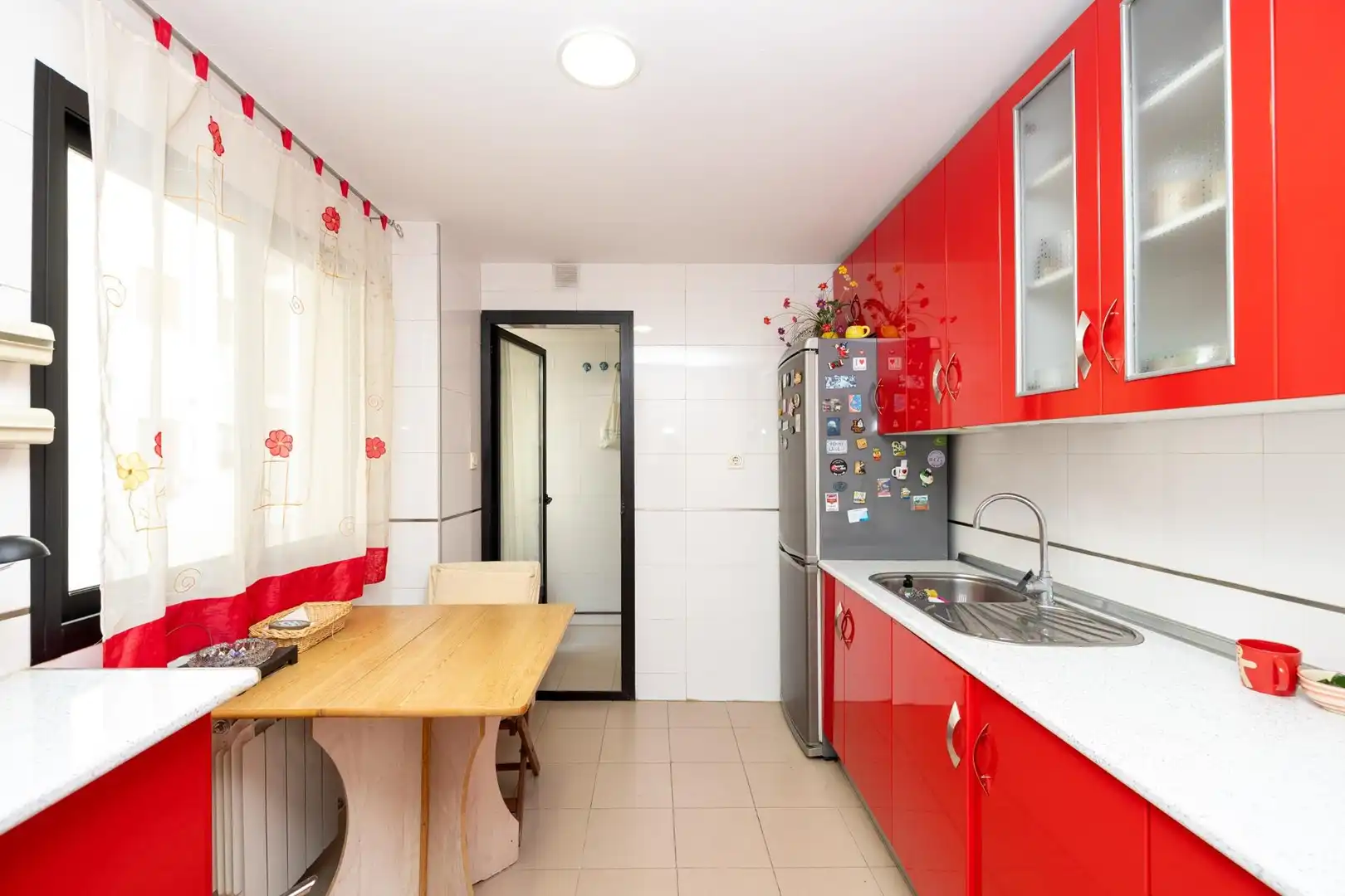 Kitchen of Flat for sale in Granada  with Heating, Terrace and Storage room