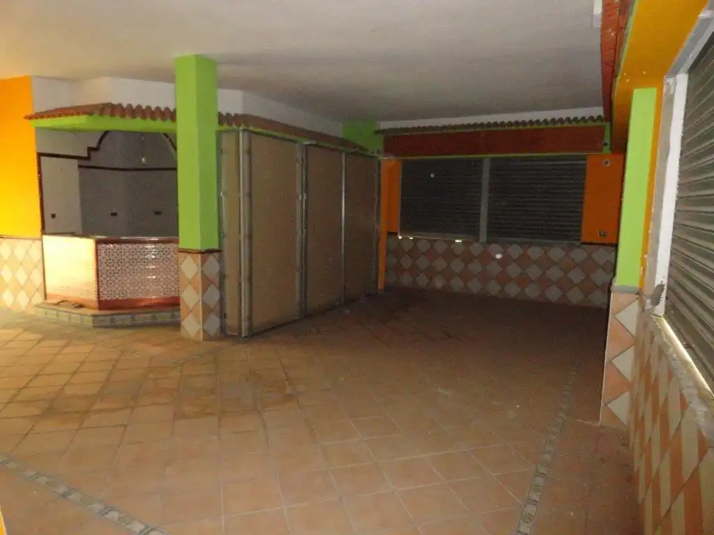 Gewerbefläche zum Verkauf in C/ Bulevar de Los Azahares, imagen 4