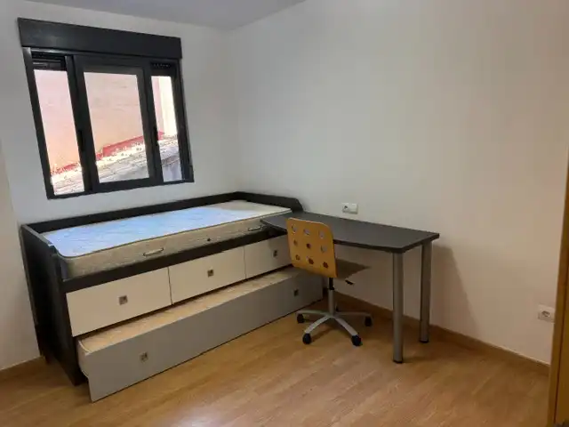 Bedroom of Flat for sale in L'Alcora  with Air Conditioner, Parquet flooring and Furnished