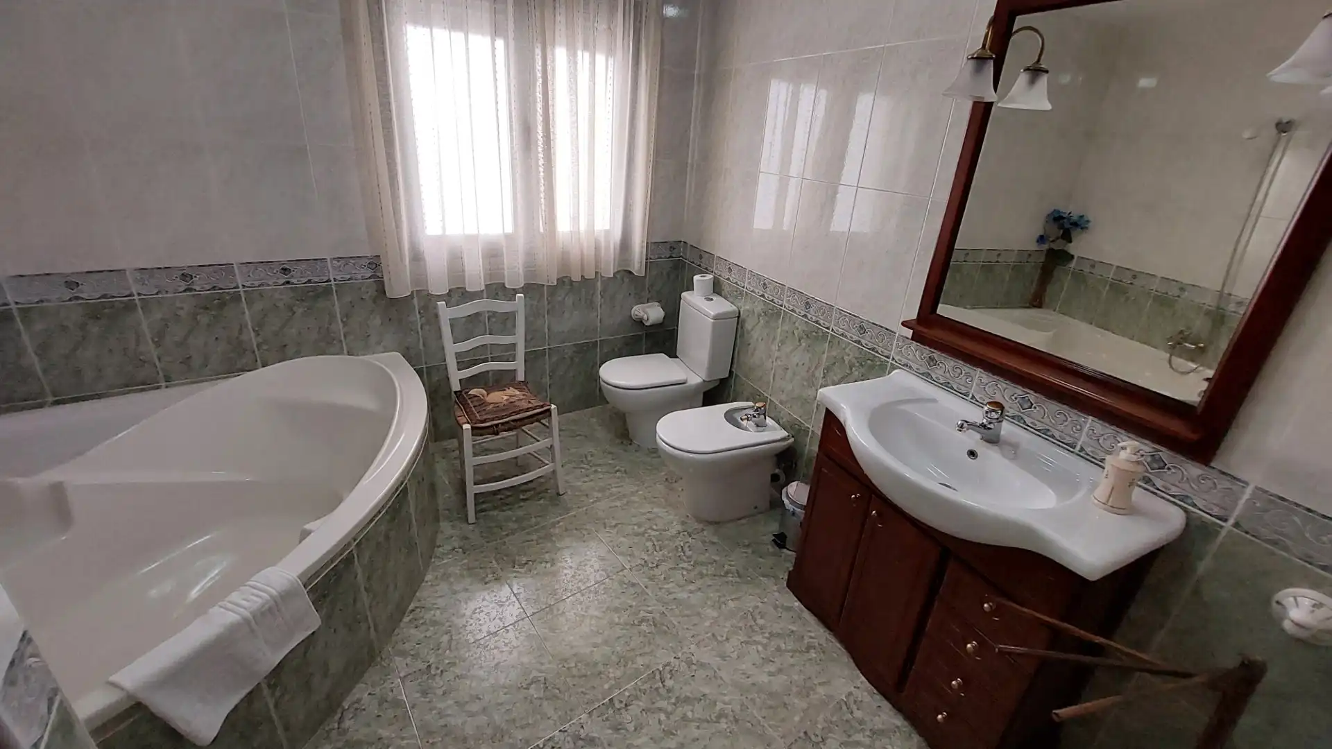 Baño de Casa o chalet en venta en Zarza de Granadilla con Aire acondicionado, Calefacción y Amueblado