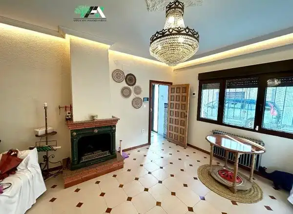 Living room of Houses for rent in Baeza  with Air Conditioner, Heating and Furnished