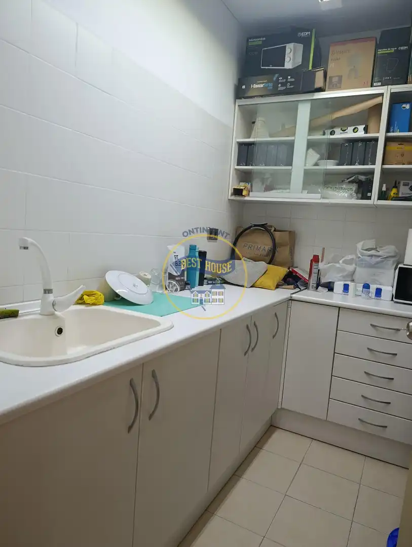 Locale commerciale in vendita a Sant Josep - Zona Hospital, imagen 12