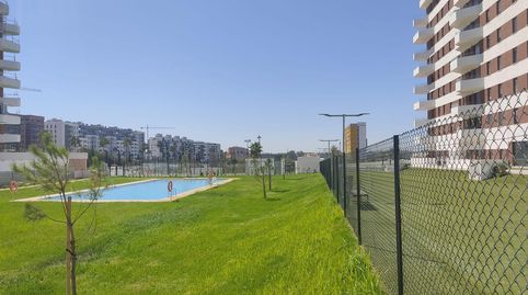 Vivienda de 3 dormitorios en alquiler sin amueblar Entrenucleos