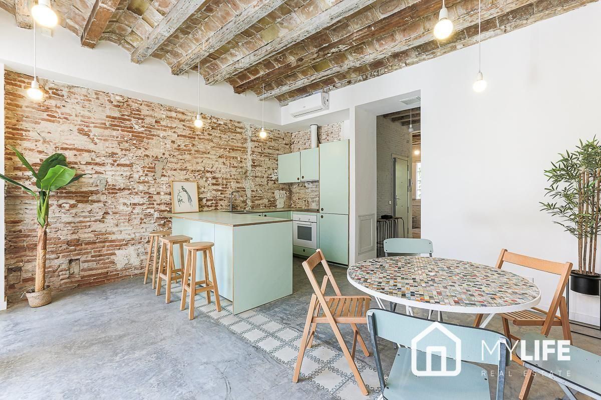 Kitchen of Duplex for sale in  Barcelona Capital  with Air Conditioner, Terrace and Furnished