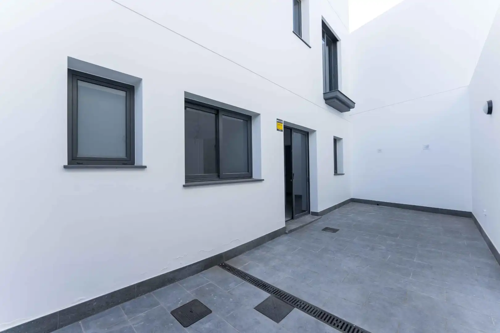 Vista exterior de Casa adosada en venta en San Miguel de Abona con Aire acondicionado, Jardín privado y Terraza