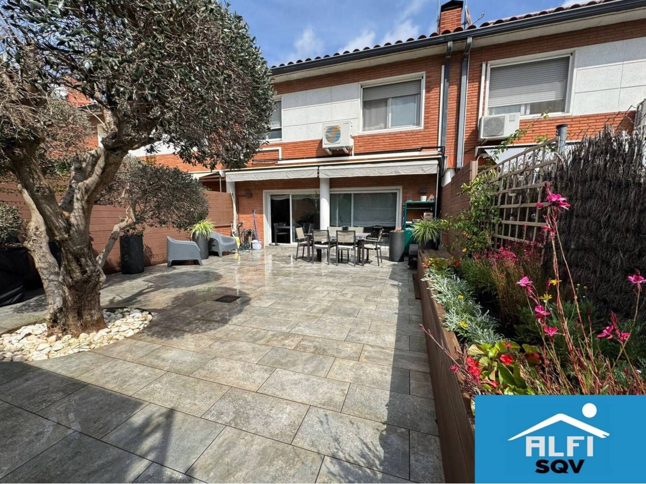 Jardí de Casa o xalet en venda en Sant Quirze del Vallès amb Aire condicionat, Calefacció i Jardí privat