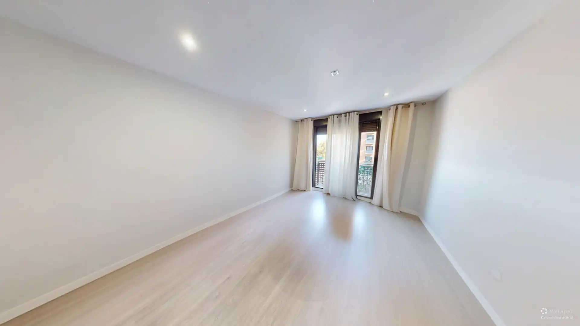 Flat for sale in Avenida 3 de Abril de 1979, Haygon - Universidad