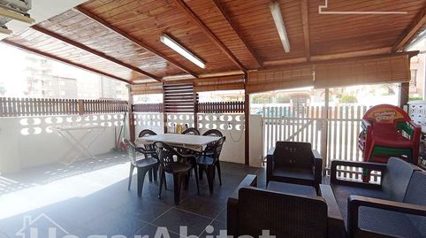 REFORMADO, ACOGEDOR CON TERRAZA EN PRIMERA LÍNEA DE PLAYA