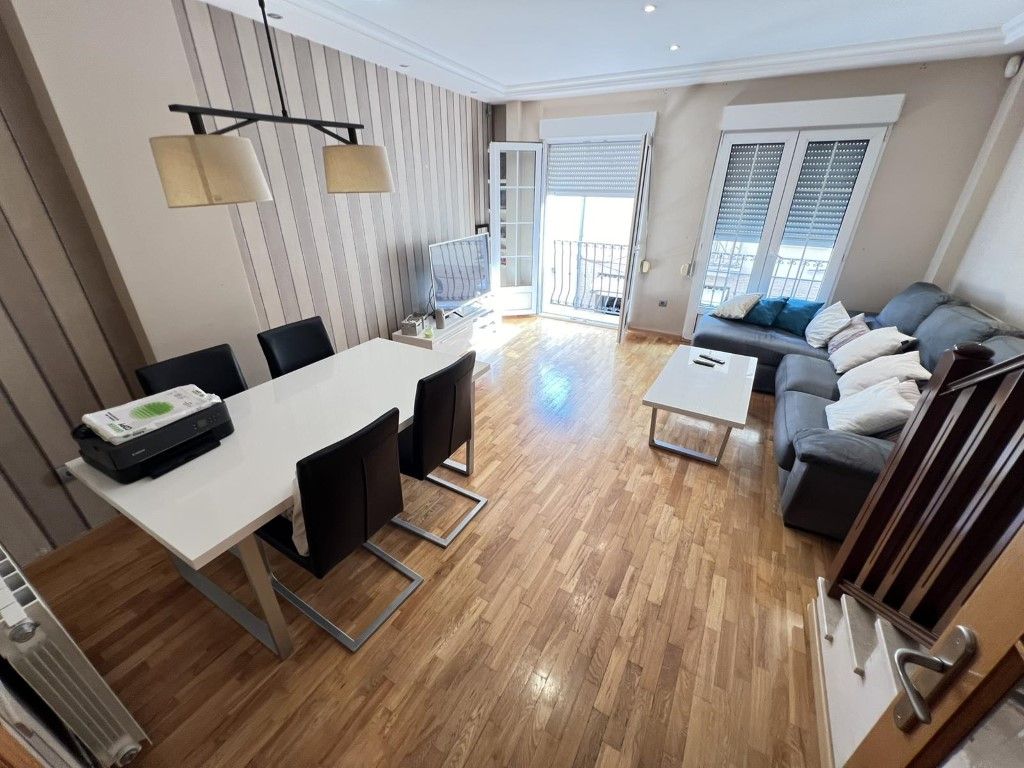 Sala d'estar de Casa o xalet en venda en Alzira amb Aire condicionat i Terrassa