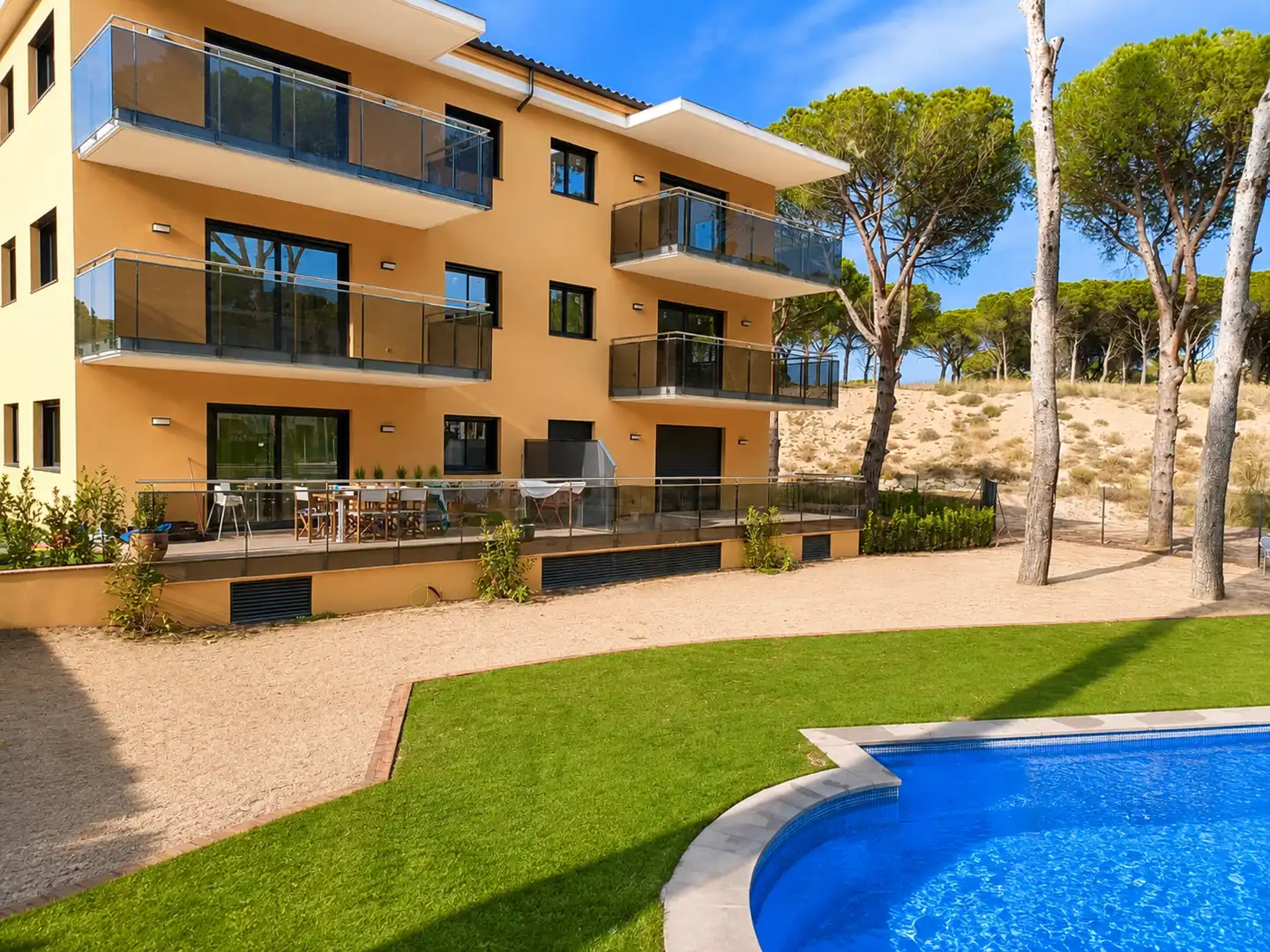 Piso con terraza en venta en Carrer de la Torre Mora, imagen 4