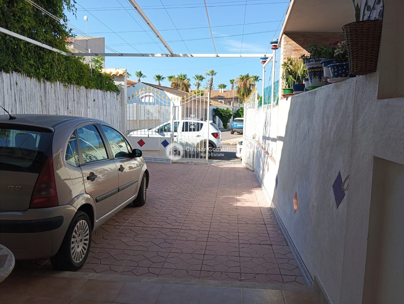 Exterior view of Duplex for sale in Los Alcázares  with Private garden, Terrace and Furnished