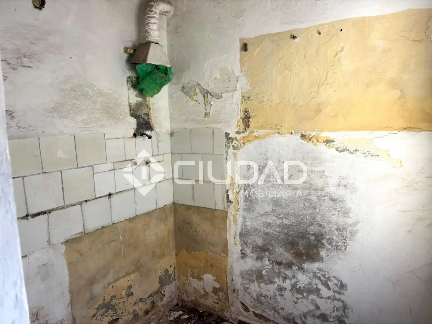 Bathroom of Houses for sale in V Centenario - Piletas - Capuchinos