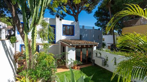 Foto 3 de Casa adosada en venta en Sierra Blanca, Málaga