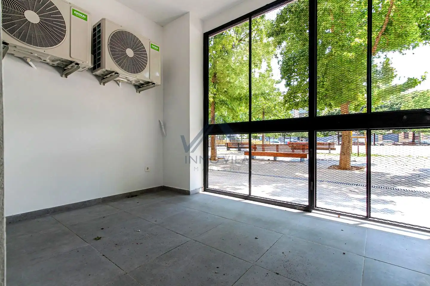 Terrasse von Erdgeschoss zum Verkauf in Girona mit Klimaanlage und Terrasse