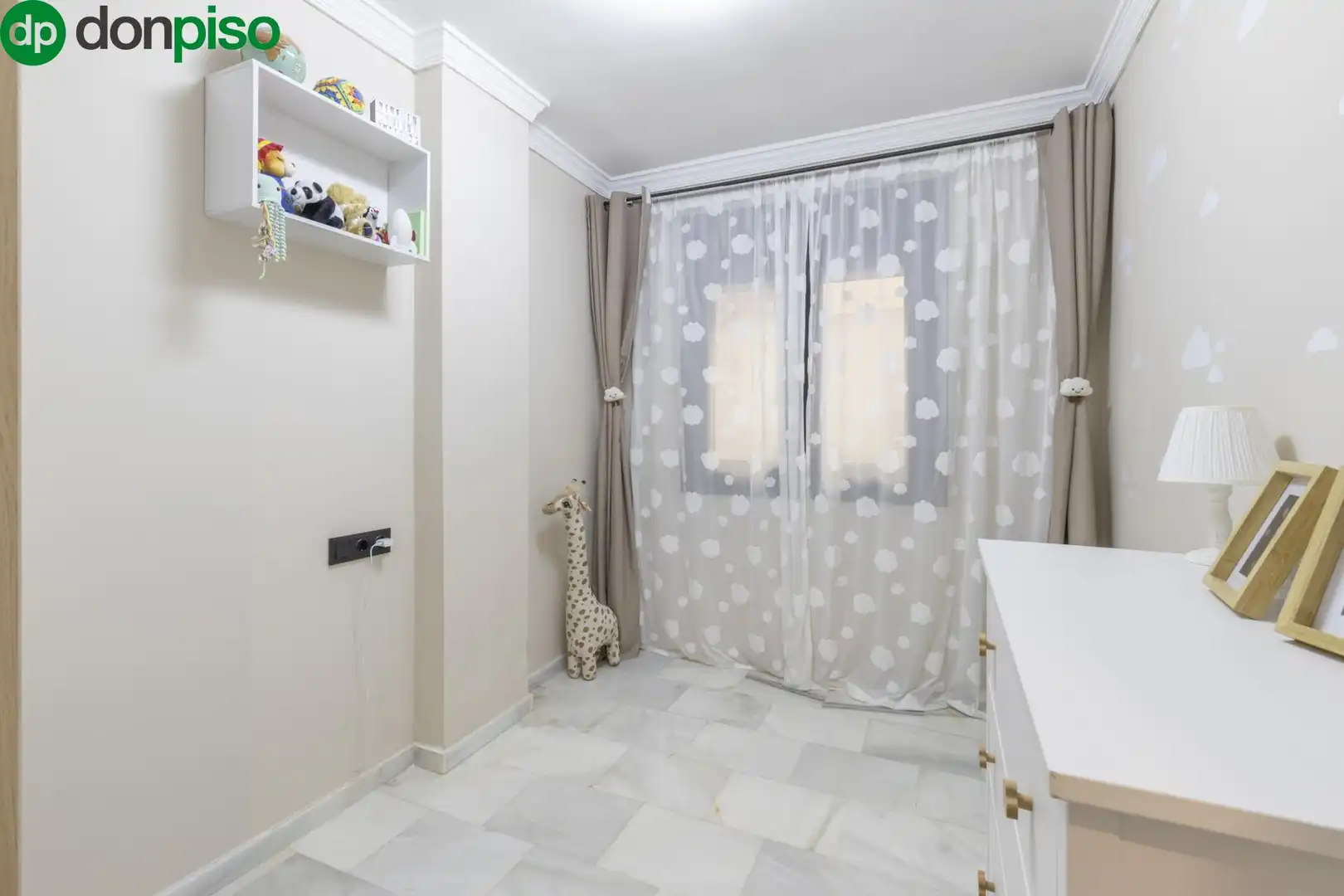 Flat for sale in Avenida de la Casa Grande, Gójar