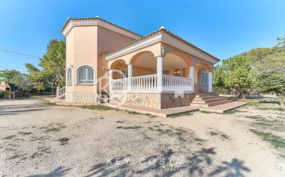 Exterior view of House or chalet for sale in San Vicente del Raspeig / Sant Vicent del Raspeig  with Air Conditioner and Terrace