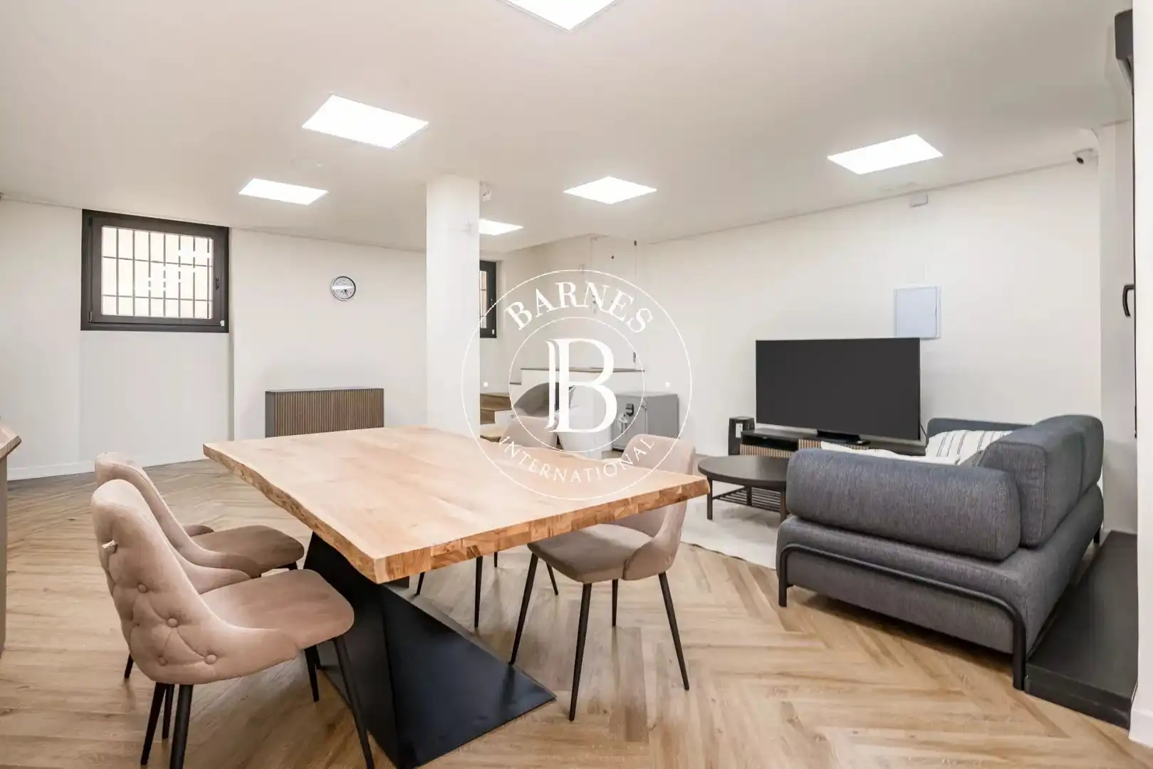 Flat for sale in Madrid  with Furnished